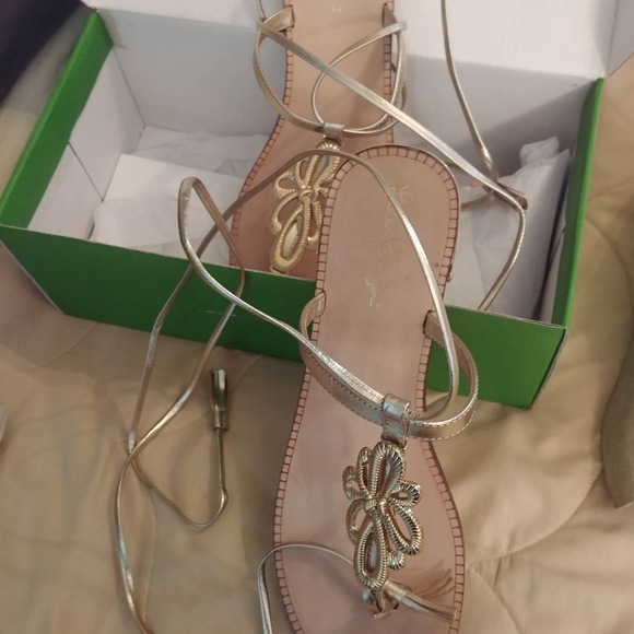 COPY - Lilly Pulitzer Sandals - Picture 4 of 6
